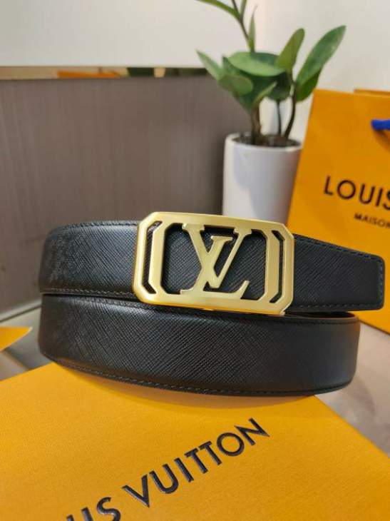 Picture of Louis Vuitton Belts _SKUfw220855947fw